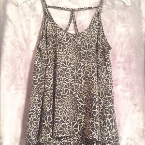 Cute black and white tank top.